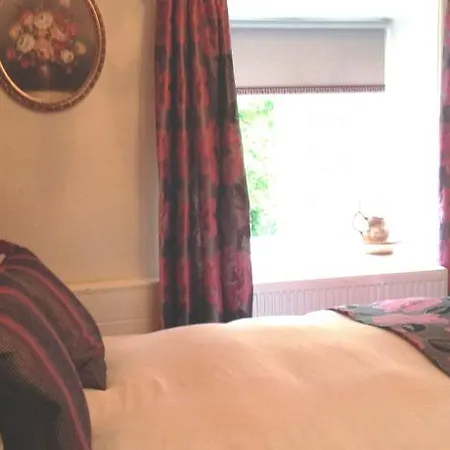 The Buck Inn, 3*