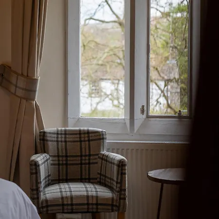 The Buck Inn, 여관 맬햄