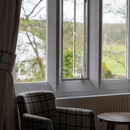 여관 The Buck Inn, 맬햄