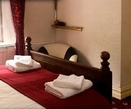 The Buck Inn, 여관