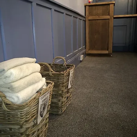 여관 The Buck Inn, 3*