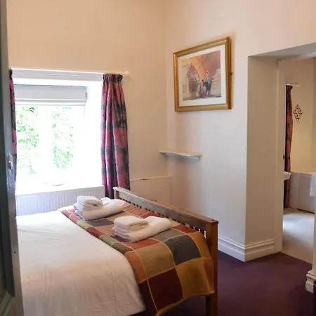 The Buck Inn, 3*