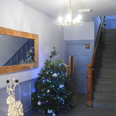 The Buck Inn, 여관