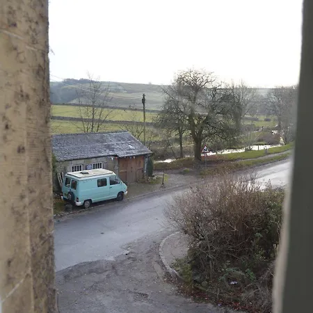 The Buck Inn, 여관