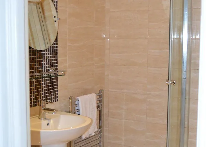 Inn The Buck Inn, 3*