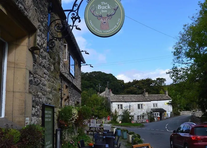 The Buck Inn, 3*